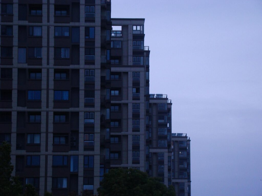 Így alakíthatunk ki kényelmes és hatékony munkasarkot egy apró lakásban is