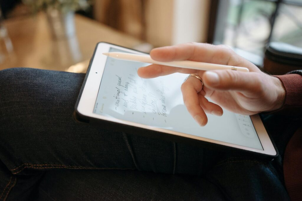 Miért hódítják meg a lakást és az irodát is az újgenerációs e-ink eszközök